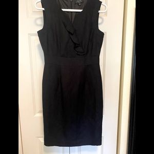 Tahari black sleeveless dress. Size 4p